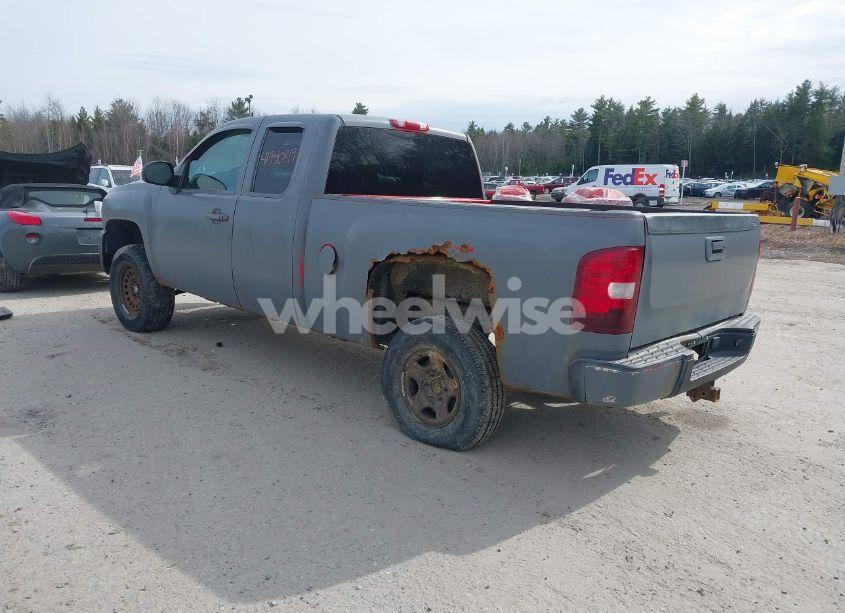 Photo 3 of 2010 Chevrolet Silverado 1500 LT (VIN 1GCSKSE34AZ149056)