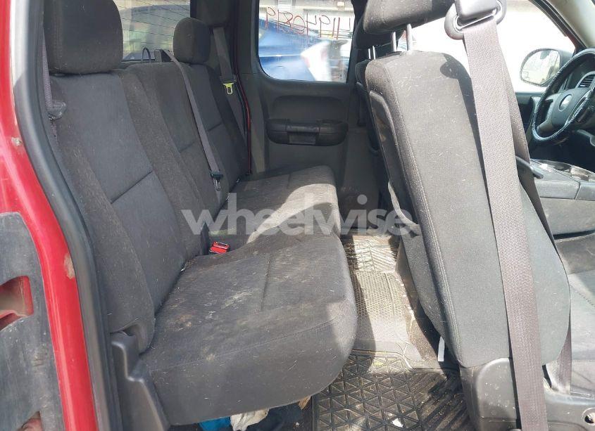 Photo 8 of 2010 Chevrolet Silverado 1500 LT (VIN 1GCSKSE34AZ149056)