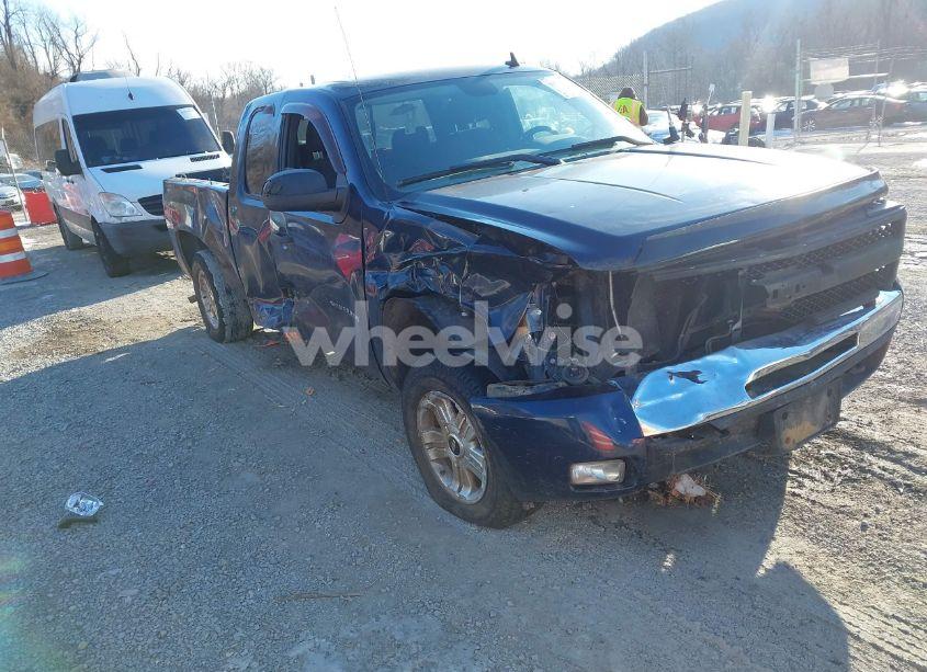 2010 Chevrolet Silverado 1500 LT (VIN 1GCSKSE34AZ228176) main photo