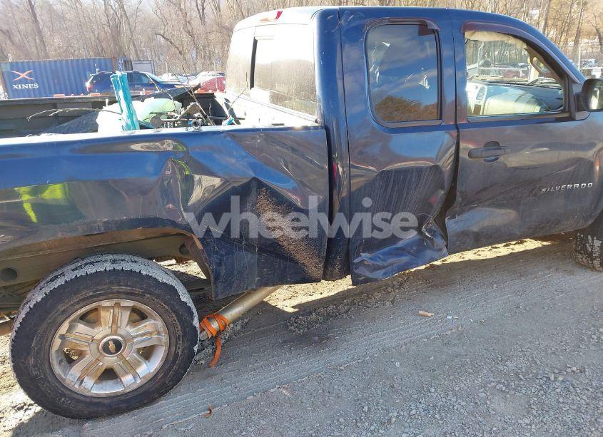 Photo 17 of 2010 Chevrolet Silverado 1500 LT (VIN 1GCSKSE34AZ228176)