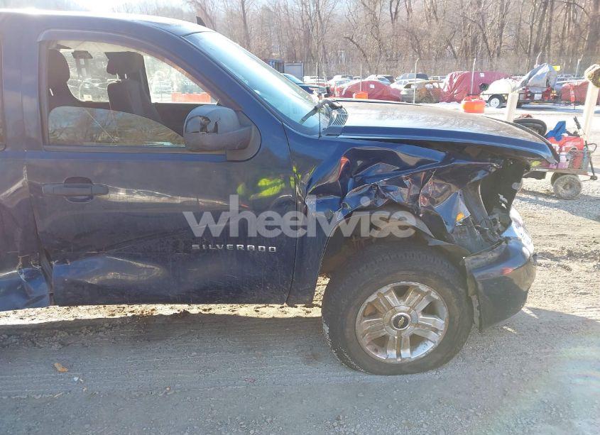 Photo 6 of 2010 Chevrolet Silverado 1500 LT (VIN 1GCSKSE34AZ228176)