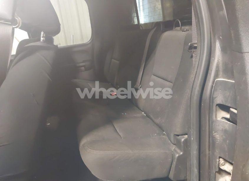 Photo 8 of 2010 Chevrolet Silverado 1500 LT (VIN 1GCSKSE34AZ261209)