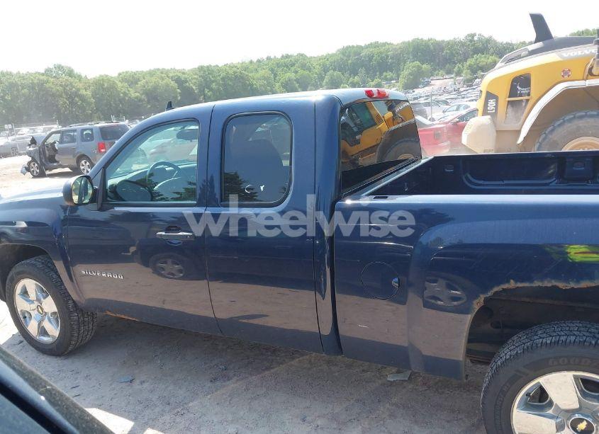 Photo 14 of 2010 Chevrolet Silverado 1500 LT (VIN 1GCSKSE34AZ285462)