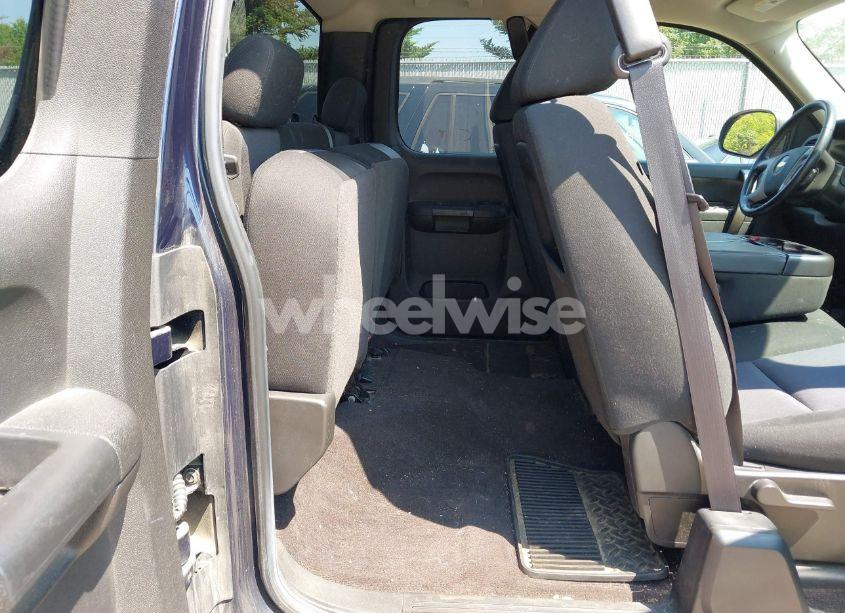 Photo 8 of 2010 Chevrolet Silverado 1500 LT (VIN 1GCSKSE34AZ285462)