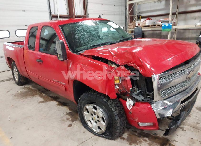 2010 Chevrolet Silverado 1500 LT (VIN 1GCSKSE35AZ214979) main photo