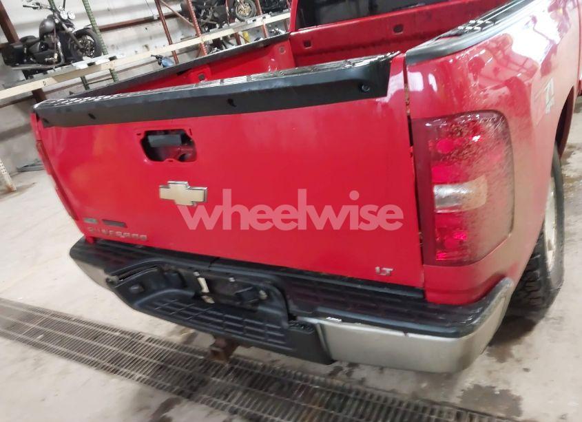 Photo 16 of 2010 Chevrolet Silverado 1500 LT (VIN 1GCSKSE35AZ214979)