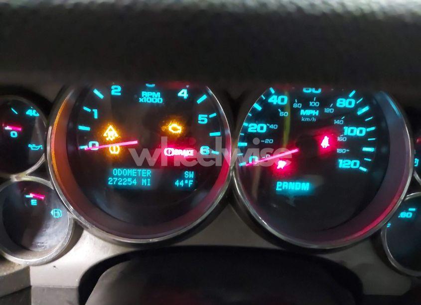 Photo 7 of 2010 Chevrolet Silverado 1500 LT (VIN 1GCSKSE35AZ214979)