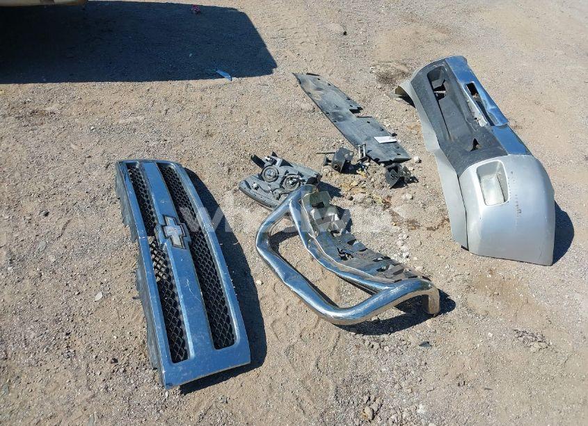 Photo 12 of 2010 Chevrolet Silverado 1500 LT (VIN 1GCSKSE35AZ298883)