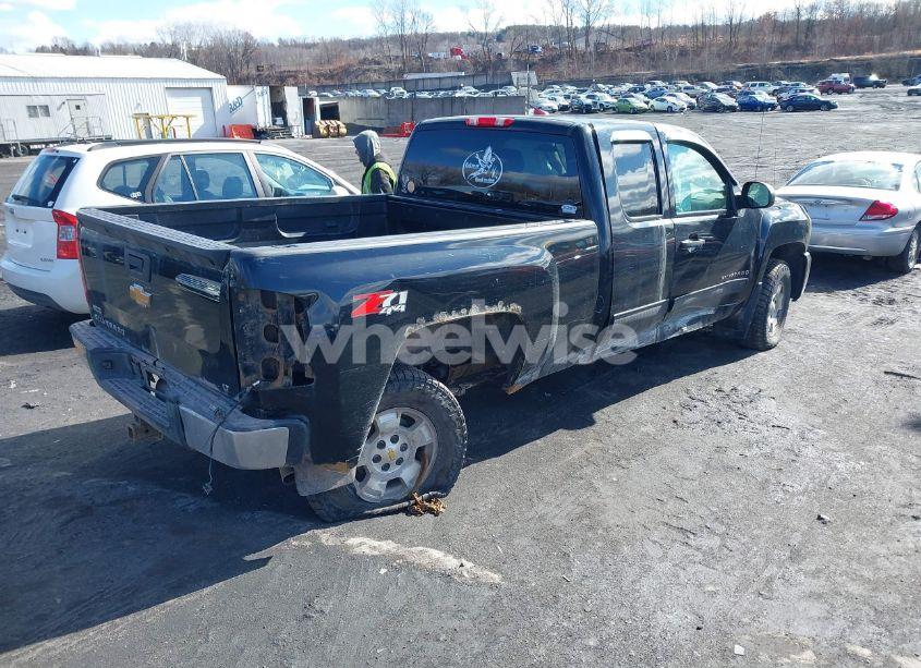 Photo 4 of 2010 Chevrolet Silverado 1500 LT (VIN 1GCSKSE37AZ276450)