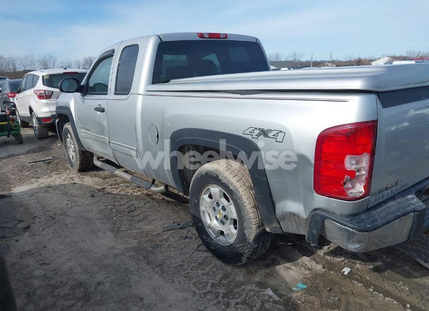 Photo 6 of 2010 Chevrolet Silverado 1500 LT (VIN 1GCSKSE38AZ175238)