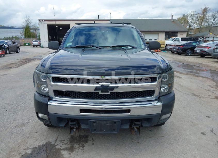 Photo 12 of 2010 Chevrolet Silverado 1500 LT (VIN 1GCSKSE39AZ110317)