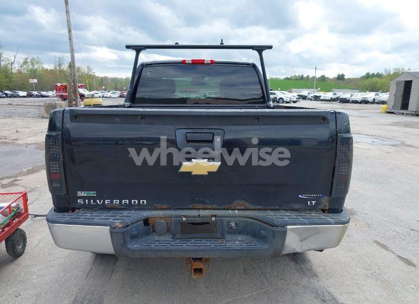 Photo 16 of 2010 Chevrolet Silverado 1500 LT (VIN 1GCSKSE39AZ110317)