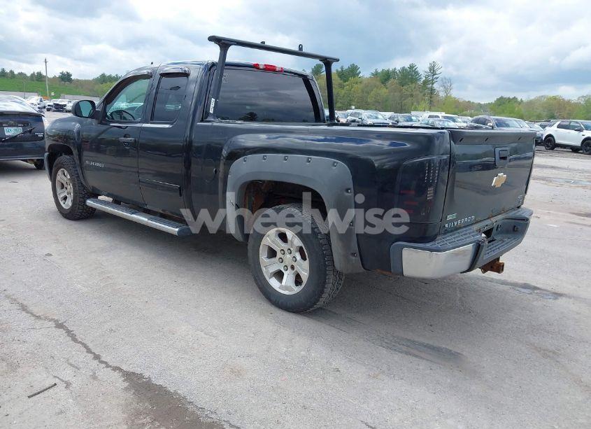 Photo 3 of 2010 Chevrolet Silverado 1500 LT (VIN 1GCSKSE39AZ110317)
