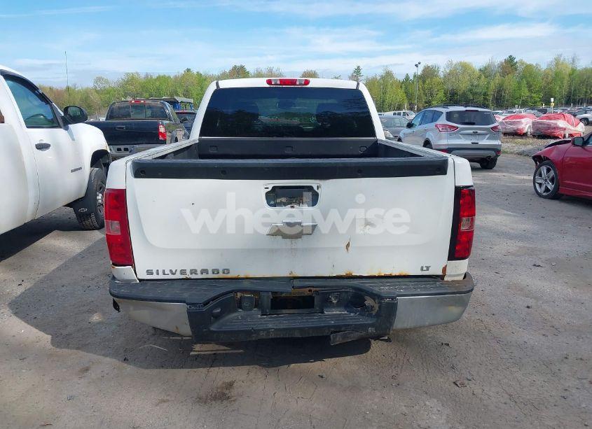 Photo 15 of 2010 Chevrolet Silverado 1500 LT (VIN 1GCSKSE39AZ136352)
