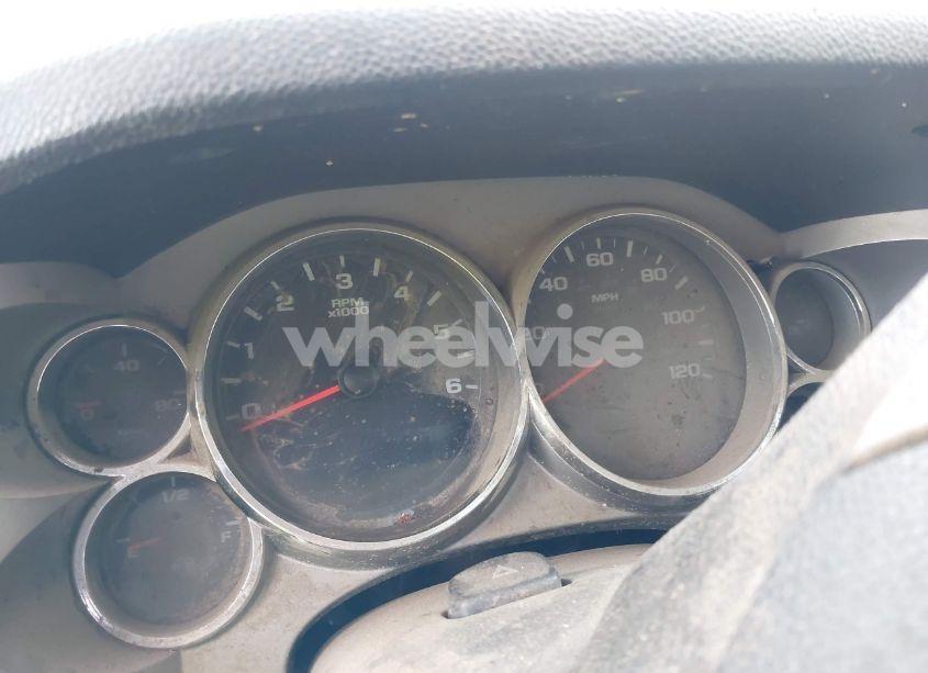 Photo 7 of 2010 Chevrolet Silverado 1500 LT (VIN 1GCSKSE39AZ136352)