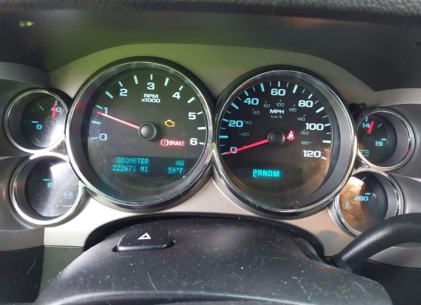 Photo 7 of 2010 Chevrolet Silverado 1500 LT (VIN 1GCSKSE39AZ155564)