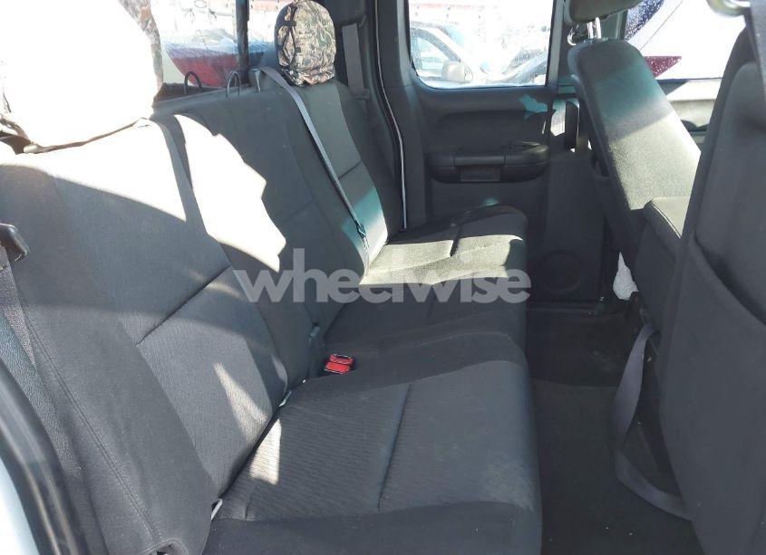 Photo 8 of 2010 Chevrolet Silverado 1500 LT (VIN 1GCSKSE39AZ166421)