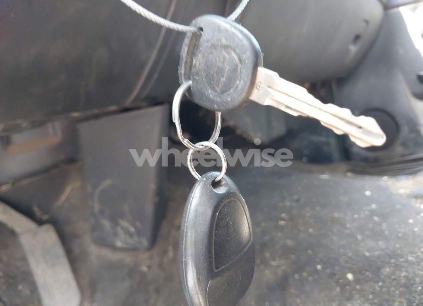 Photo 11 of 2010 Chevrolet Silverado 1500 LT (VIN 1GCSKSE39AZ228674)