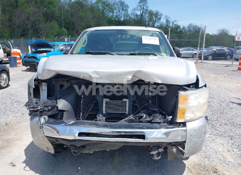 Photo 12 of 2010 Chevrolet Silverado 1500 LT (VIN 1GCSKSE39AZ228674)