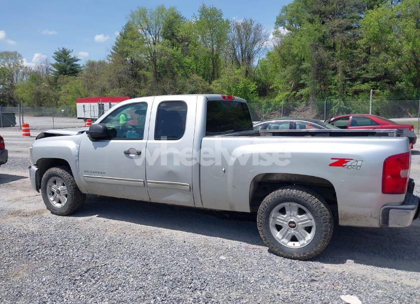 Photo 14 of 2010 Chevrolet Silverado 1500 LT (VIN 1GCSKSE39AZ228674)