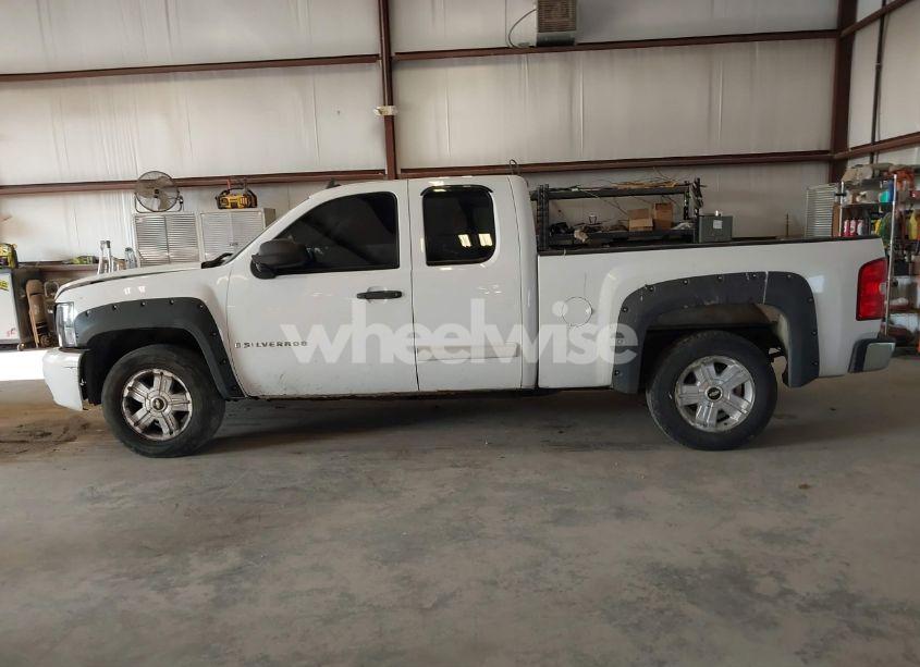 Photo 14 of 2010 Chevrolet Silverado 1500 LT (VIN 1GCSKSE3XAZ103117)