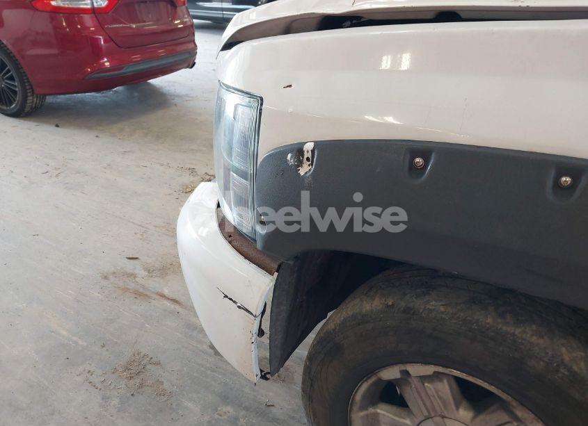 Photo 18 of 2010 Chevrolet Silverado 1500 LT (VIN 1GCSKSE3XAZ103117)