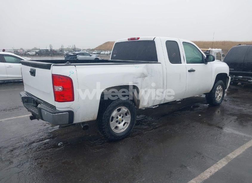 Photo 4 of 2010 Chevrolet Silverado 1500 LT (VIN 1GCSKSE3XAZ156139)