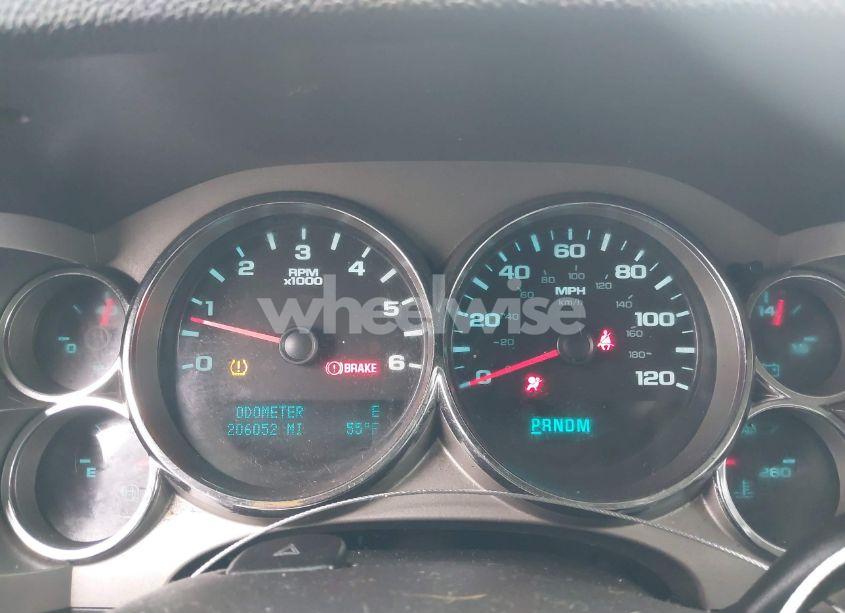 Photo 7 of 2010 Chevrolet Silverado 1500 LT (VIN 1GCSKSE3XAZ156139)