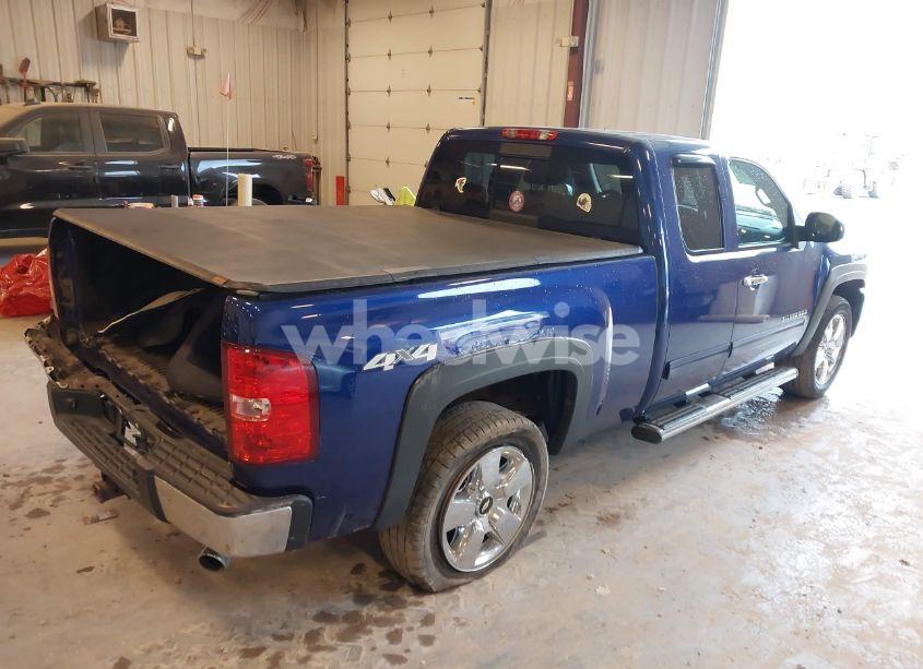 Photo 4 of 2010 Chevrolet Silverado 1500 LT (VIN 1GCSKSE3XAZ255219)