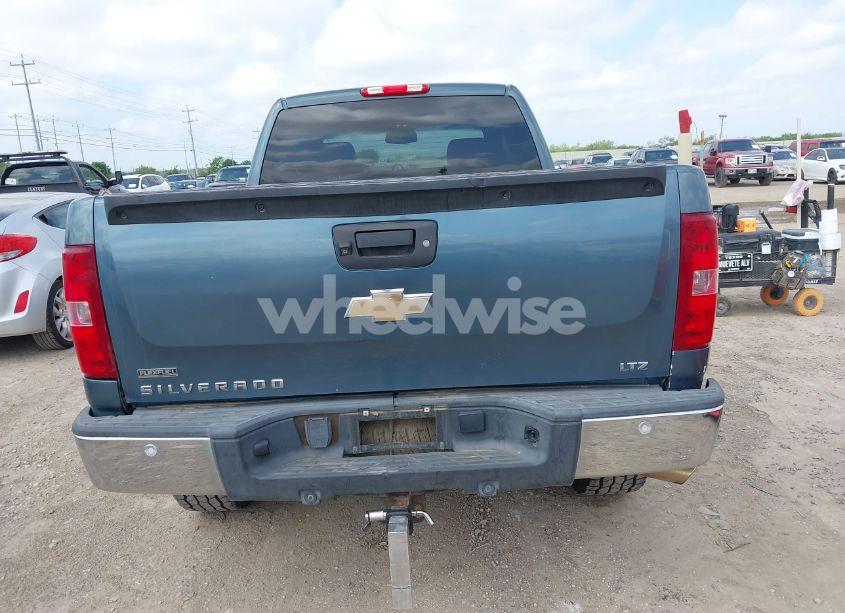 Photo 16 of 2010 Chevrolet Silverado 1500 LTZ (VIN 1GCSKTE30AZ127223)