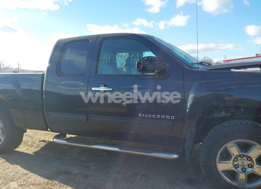 Photo 12 of 2010 Chevrolet Silverado 1500 LTZ (VIN 1GCSKTE32AZ127076)