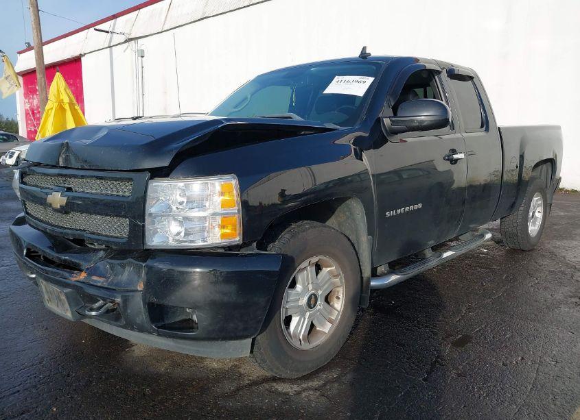 Photo 2 of 2010 Chevrolet Silverado 1500 LTZ (VIN 1GCSKTE34AZ282096)