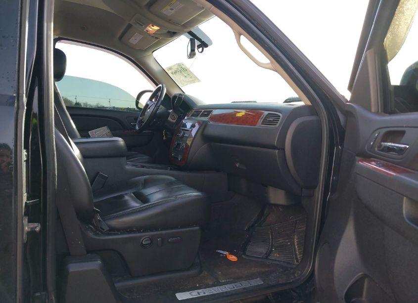 Photo 5 of 2010 Chevrolet Silverado 1500 LTZ (VIN 1GCSKTE34AZ282096)