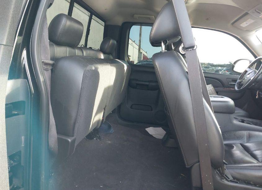 Photo 8 of 2010 Chevrolet Silverado 1500 LTZ (VIN 1GCSKTE34AZ282096)