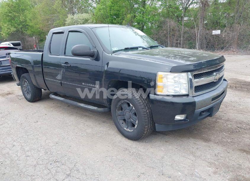 2010 Chevrolet Silverado 1500 LTZ (VIN 1GCSKTE39AZ111912) main photo