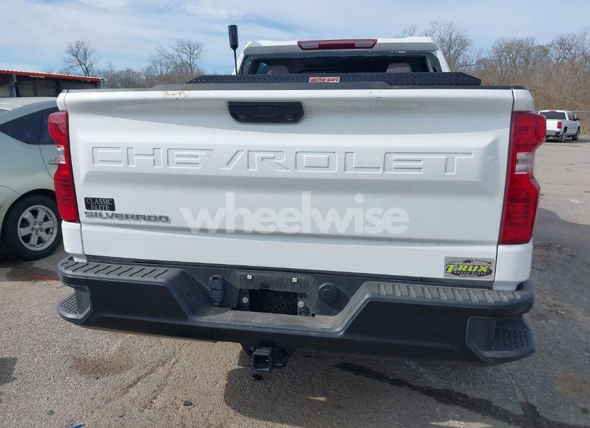 Photo 16 of 2024 Chevrolet Silverado 1500 4WD SHORT BED WT (VIN 1GCUDAEDXRZ234761)