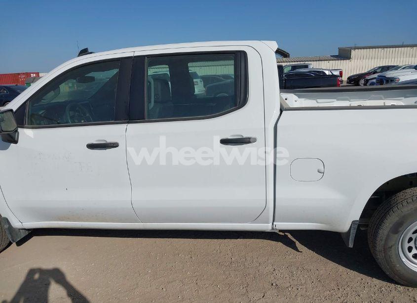 Photo 14 of 2024 Chevrolet Silverado 1500 4WD STANDARD BED WT (VIN 1GCUDAEDXRZ342524)