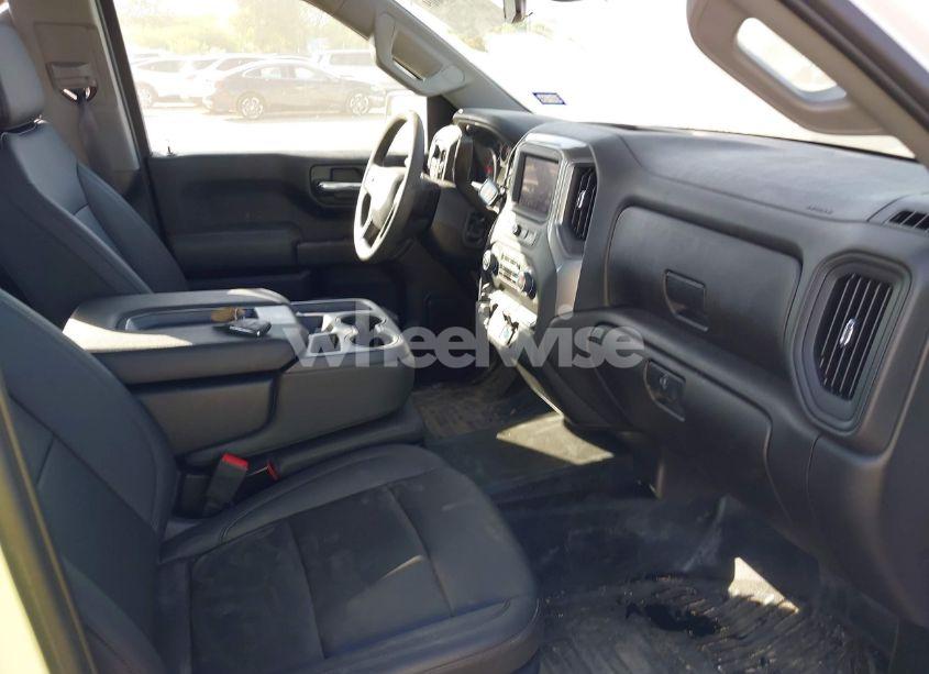 Photo 5 of 2024 Chevrolet Silverado 1500 4WD STANDARD BED WT (VIN 1GCUDAEDXRZ342524)