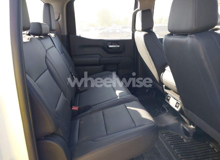 Photo 8 of 2024 Chevrolet Silverado 1500 4WD STANDARD BED WT (VIN 1GCUDAEDXRZ342524)