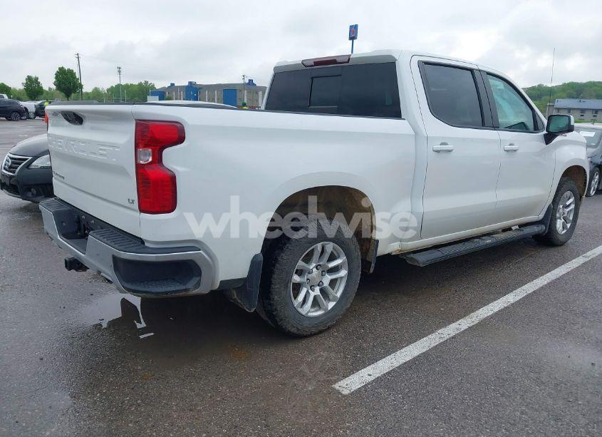 Photo 4 of 2023 Chevrolet Silverado 1500 4WD STANDARD BED LT (VIN 1GCUDDE81PZ140382)