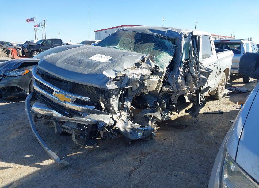 Photo 2 of 2023 Chevrolet Silverado 1500 (VIN 1GCUDDE86PZ269783)