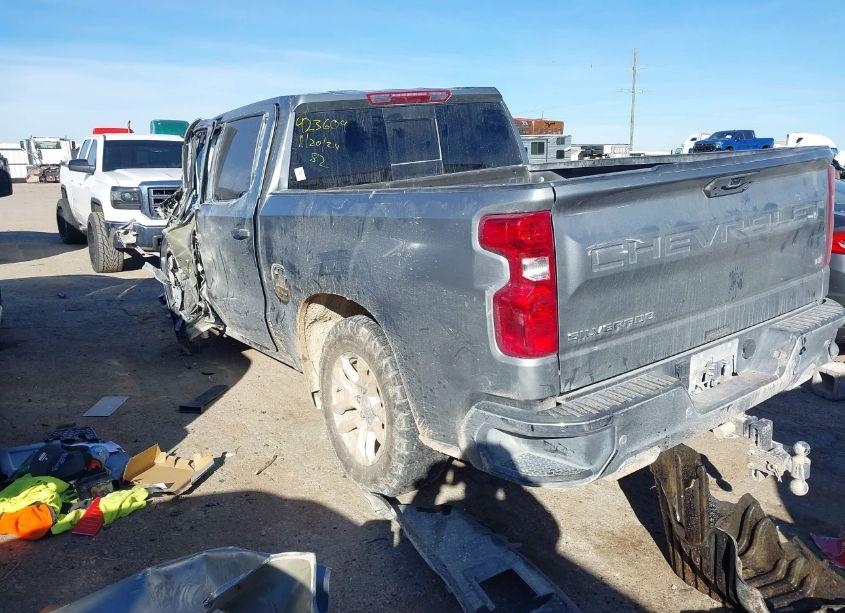 Photo 3 of 2023 Chevrolet Silverado 1500 (VIN 1GCUDDE86PZ269783)