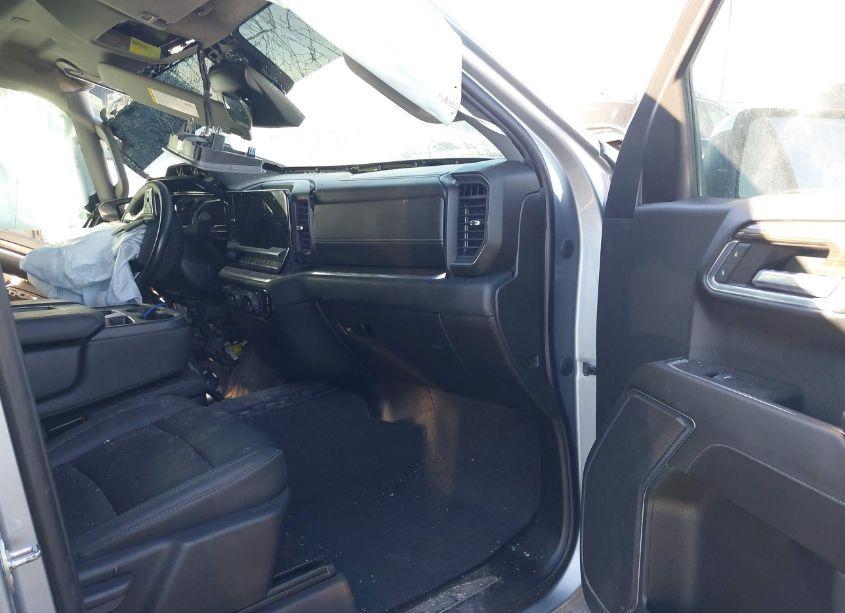 Photo 5 of 2023 Chevrolet Silverado 1500 (VIN 1GCUDDE86PZ269783)