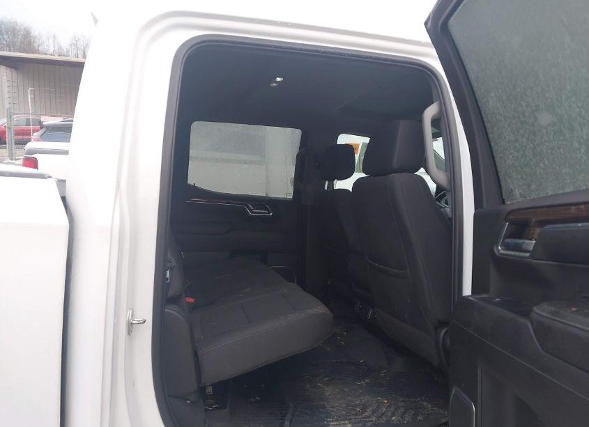 Photo 8 of 2024 Chevrolet Silverado 1500 4WD SHORT BED LT (VIN 1GCUDDE88RZ205571)