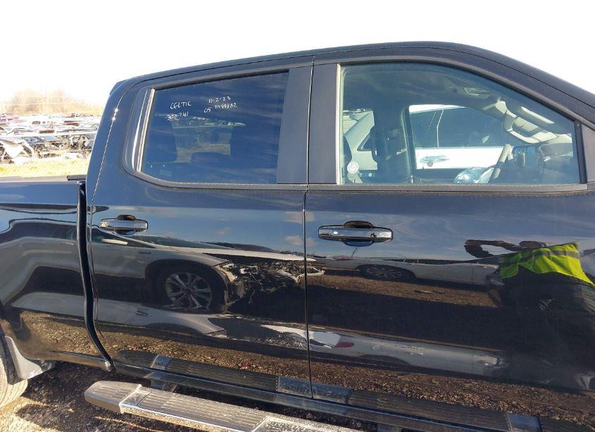 Photo 13 of 2023 Chevrolet Silverado 1500 4WD STANDARD BED LT (VIN 1GCUDDED0PZ317291)