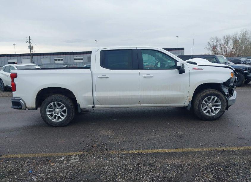 Photo 13 of 2024 Chevrolet Silverado 1500 4WD SHORT BED LT (VIN 1GCUDDED1RZ123999)