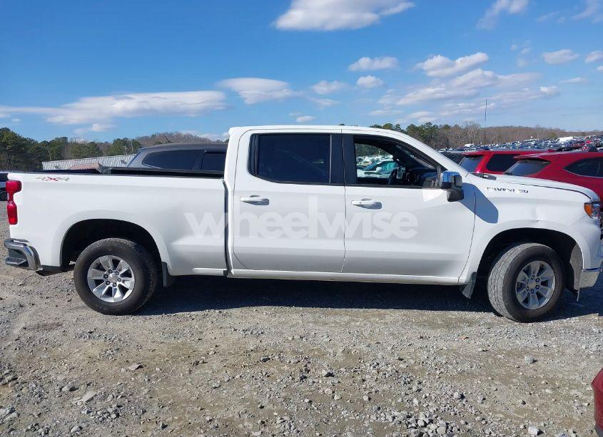 Photo 13 of 2023 Chevrolet Silverado 1500 4WD STANDARD BED LT (VIN 1GCUDDED2PZ317602)