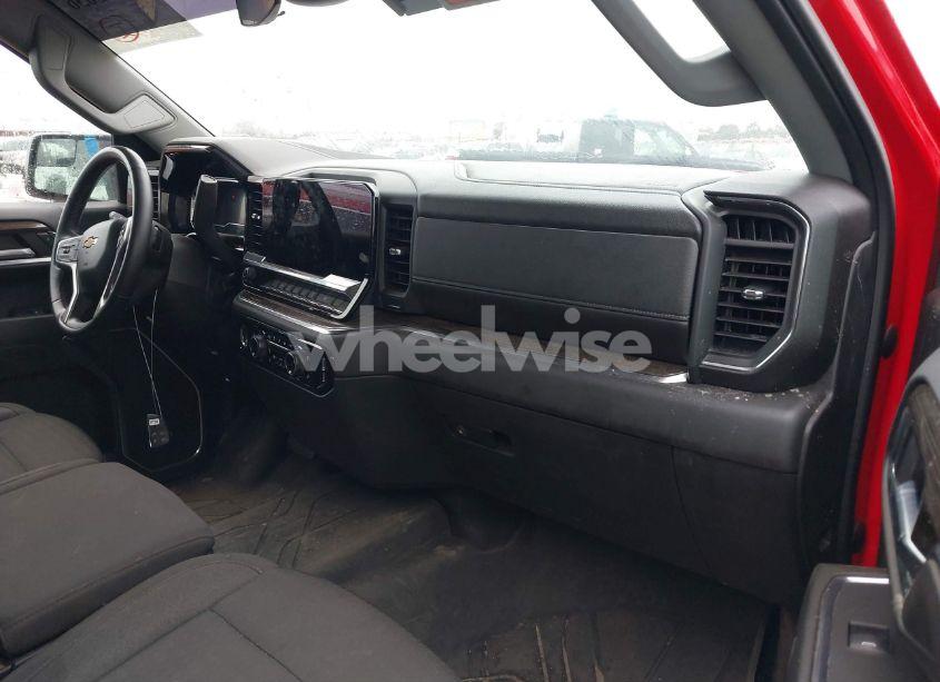 Photo 5 of 2023 Chevrolet Silverado 1500 4WD STANDARD BED LT (VIN 1GCUDDED2PZ324422)