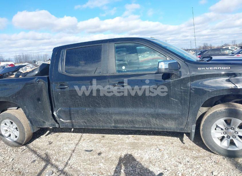 Photo 13 of 2023 Chevrolet Silverado 1500 4WD STANDARD BED LT (VIN 1GCUDDED2PZ325313)
