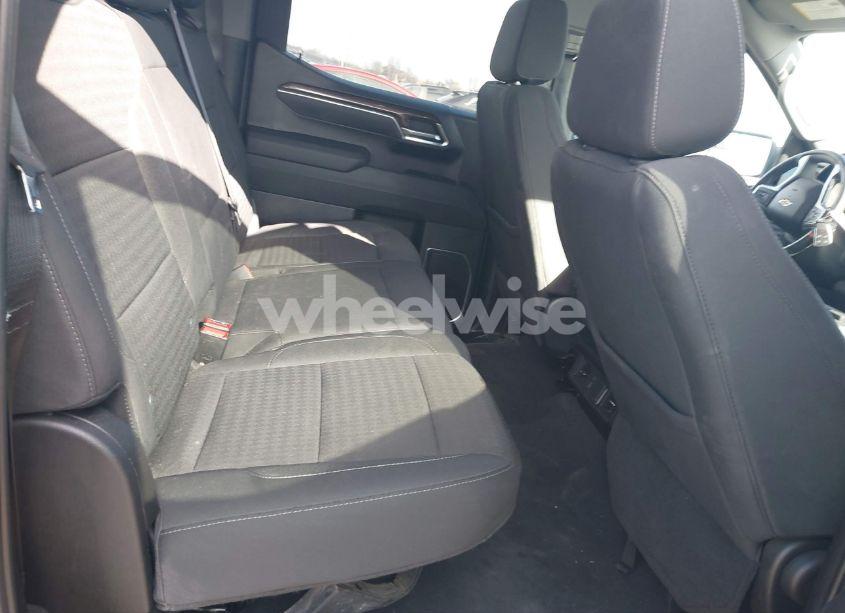 Photo 8 of 2023 Chevrolet Silverado 1500 4WD STANDARD BED LT (VIN 1GCUDDED2PZ325313)